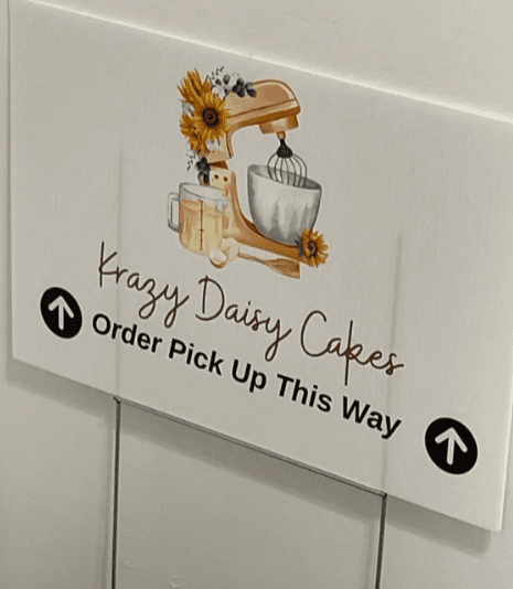 Crazy Daisy Cakes order pickup this way.