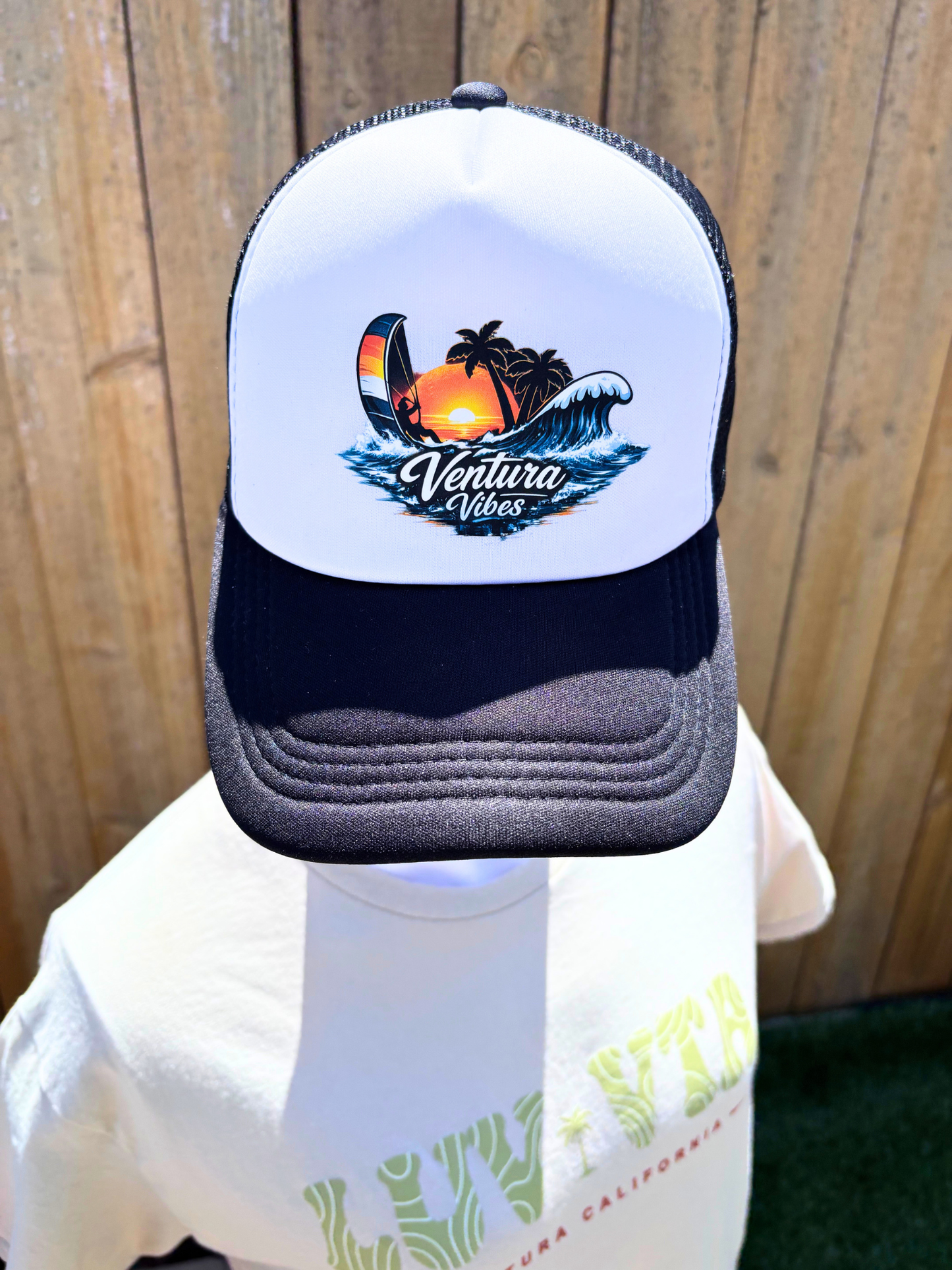 Vibes Sail Surfer Foam Cap, B/W